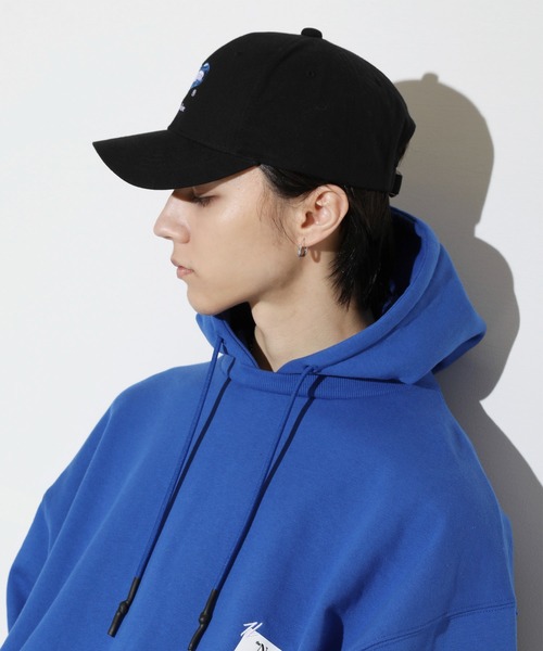 LEGENDA（レジェンダ）の「レジェンダ Blue Lip エンブロイダリー キャップ  / LEGENDA Blue Lip Embroidery Cap（キャップ・メンズ・ブラック・FREE）」の5枚目の写真