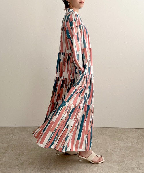 LHELBIE（レルビエ）の「カラフルペイントティアードワンピース（ワンピース・レディース・グリーン/ブルー/ピンク・FREE）」の17枚目の写真