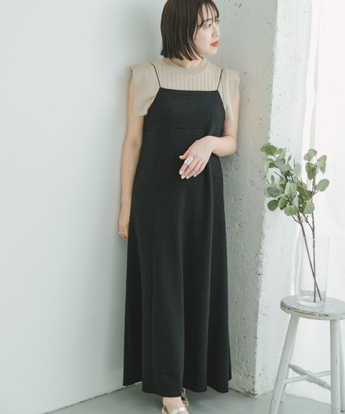 ITEMS URBANRESEARCH（アイテムズ アーバンリサーチ）の「フクレジャガードキャミワンピース（ワンピース・レディース・ブラック/カーキ・FREE）」の2枚目の写真