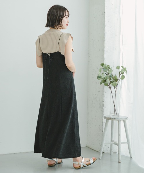 ITEMS URBANRESEARCH（アイテムズ アーバンリサーチ）の「フクレジャガードキャミワンピース（ワンピース・レディース・ブラック/カーキ・FREE）」の22枚目の写真