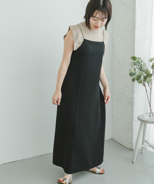ITEMS URBANRESEARCH（アイテムズ アーバンリサーチ）の「フクレジャガードキャミワンピース（ワンピース・レディース・ブラック/カーキ・FREE）」の19枚目の写真