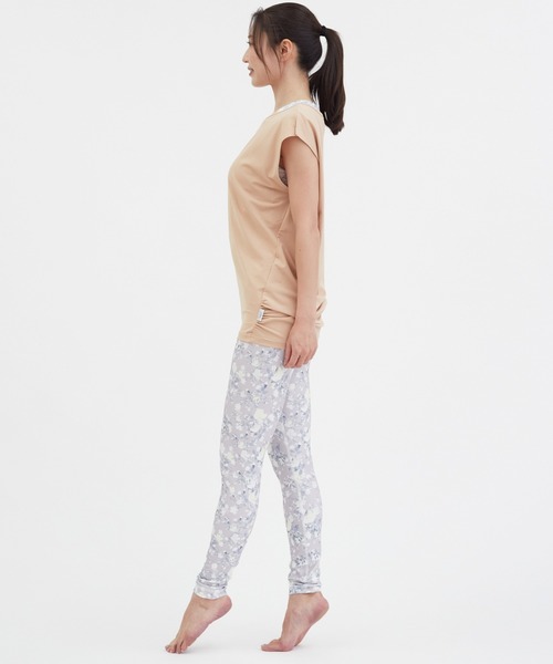 Julier Yoga and Relax（ジュリエヨガアンドリラックス）の「Julier Ecocoベア天竺チュニック（その他トップス・レディース・ブラック/ホワイト/ピンク・1/0）」の12枚目の写真