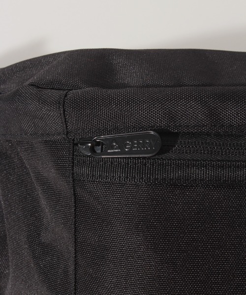 GERRY(ジェリー)の「【GERRY/ジェリー】ウエストバッグ(撥水加工)(ボディバッグ/ウエストポーチ・メンズ・マルチ/チャコールグレー/ベージュ/ブラック・F)」の12枚目の写真