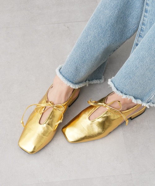 COLONY 2139（コロニートゥーワンスリーナイン）の「サイドオープンフラットシューズ（パンプス・レディース・オフホワイト/ブラック/ゴールド/シルバー・SMALL/MEDIUM/LARGE）」の12枚目の写真