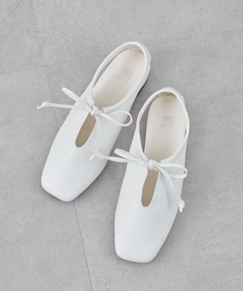 COLONY 2139（コロニートゥーワンスリーナイン）の「サイドオープンフラットシューズ（パンプス・レディース・オフホワイト/ブラック/ゴールド/シルバー・SMALL/MEDIUM/LARGE）」の6枚目の写真