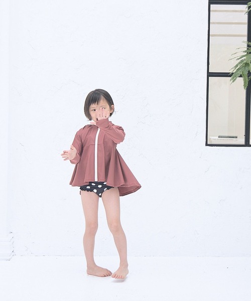 LOWRYS FARM（ローリーズファーム）の「ＳＷＩＭラッシュガードガール　182300（その他トップス・キッズ・ライトグレー/ブラック/ブラウン・110cm/120cm/130cm）」の6枚目の写真