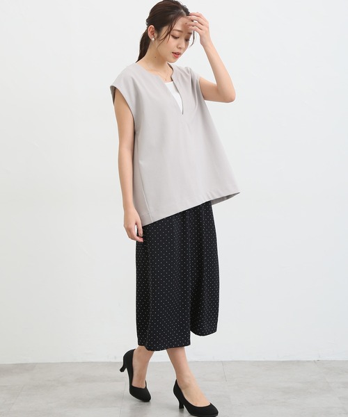 Honeys(ハニーズ)の「キーネックベスト(ベスト・レディース・ブラック/ライム/グレイッシュベージュ/ネイビー/アイボリー/モカ・L/S/LL/M)」の12枚目の写真