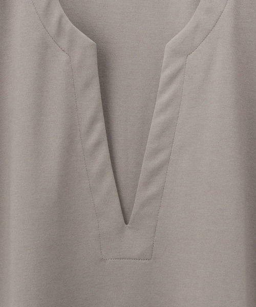 Honeys(ハニーズ)の「キーネックベスト(ベスト・レディース・ブラック/ライム/グレイッシュベージュ/ネイビー/アイボリー/モカ・L/S/LL/M)」の15枚目の写真