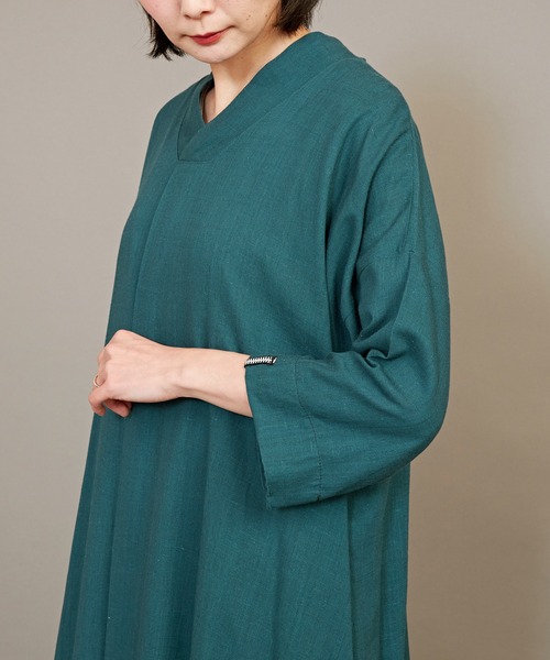 カヤ（カヤ）の「【カヤ】夕映えワンピース（ワンピース・レディース・グリーン系その他/スミクロ/レッド/ライトグレー/ダークネイビー・FREE）」の17枚目の写真