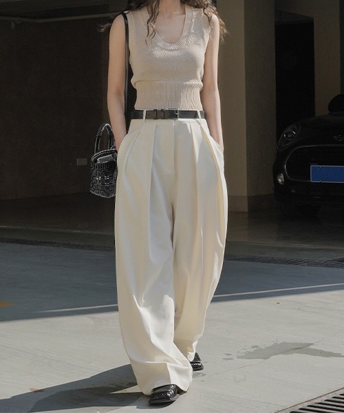 chuclla（チュクラ）の「Uネックノースリーブ ニットトップス chw23s051（ニット/セーター・レディース・グリーン/ブラック/ライトベージュ・FREE）」の17枚目の写真