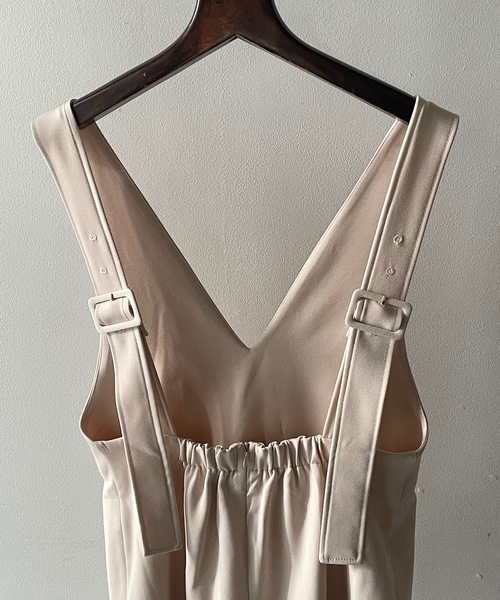 one way（ワンウェイ）の「ショートVネックジャンスカ（ジャンパースカート・レディース・ライトベージュ/ダークグレー/ブラック・FREE）」の21枚目の写真