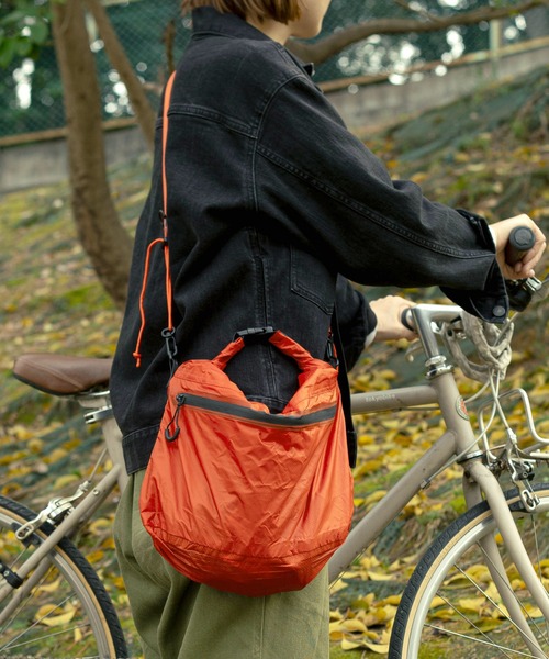 nahe ネーエ ドライバッグ 2WAY 防水 折りたたみ サコッシュ 10L（L