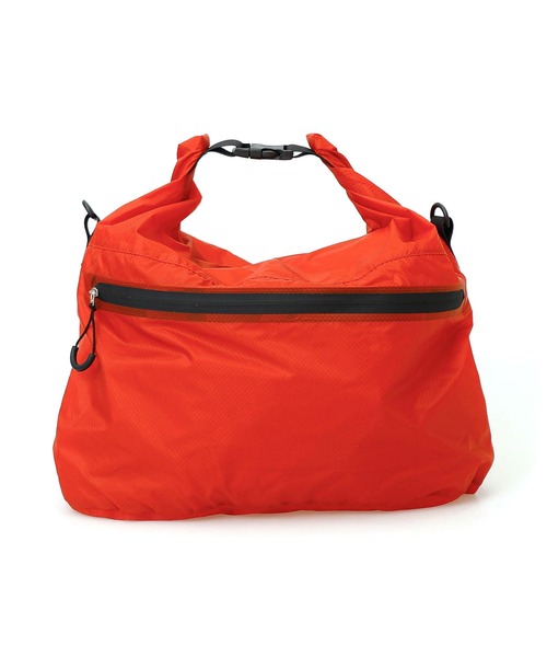 Nahe(ネーエ)の「nahe ネーエ ドライバッグ 2WAY 防水 折りたたみ サコッシュ 10L(L)(エコバッグ/サブバッグ・メンズ・ブラック/ターコイズブルー/イエロー/オレンジ/ライトグレー/ダークグリーン・FREE)」の10枚目の写真