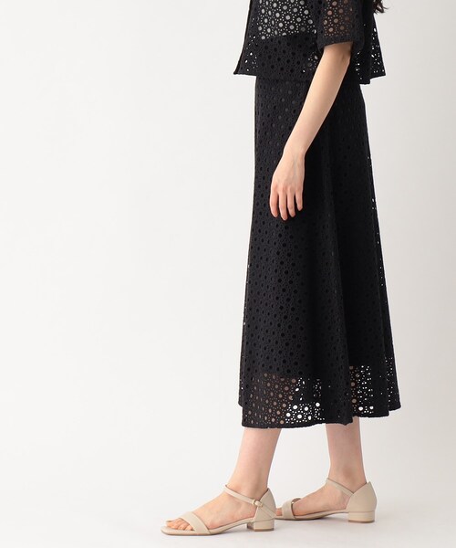 OPAQUE.CLIP（オペークドットクリップ）の「◆セットアップ対応 サークルモチーフレース フレアスカート【イージーケア/洗濯機洗い可】（スカート・レディース・ホワイト系/ブラック・40/36/38）」の17枚目の写真