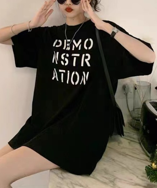 Sibra(シブラ)の「オーバーサイズTシャツ(Tシャツ/カットソー・レディース・ホワイト/ブラック/オレンジ/ブルー/ピンク・M)」の8枚目の写真