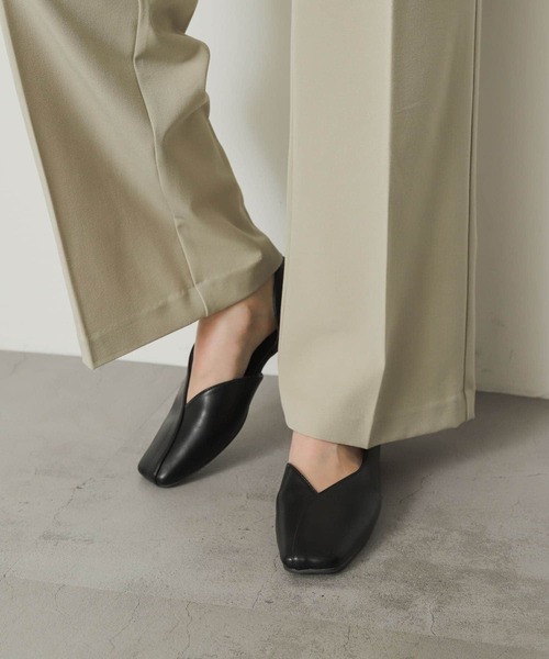 SENSE OF PLACE by URBAN RESEARCH(センスオブプレイスバイアーバンリサーチ)の「カットフラットシューズ(パンプス・レディース・ブラック/アイボリー・SMALL/MEDIUM/LARGE)」の6枚目の写真