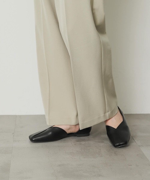 SENSE OF PLACE by URBAN RESEARCH(センスオブプレイスバイアーバンリサーチ)の「カットフラットシューズ(パンプス・レディース・ブラック/アイボリー・SMALL/MEDIUM/LARGE)」の8枚目の写真