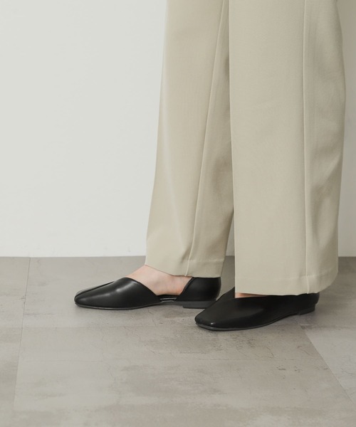 SENSE OF PLACE by URBAN RESEARCH(センスオブプレイスバイアーバンリサーチ)の「カットフラットシューズ(パンプス・レディース・ブラック/アイボリー・SMALL/MEDIUM/LARGE)」の9枚目の写真