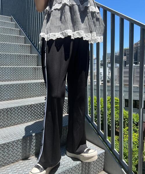 WC（ダブル シー）の「リボンラインフレアパンツ（その他パンツ・レディース・ブラック/ネイビー/グリーン/グレー・FREE）」の10枚目の写真