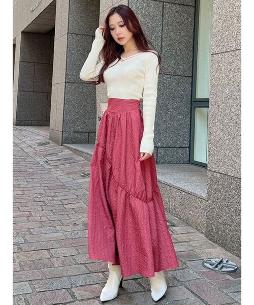 RESEXXY(リゼクシー)の「デコルテクロスニットトップス(ニット/セーター・レディース・ホワイト/ブラック/ブルー/モカ・FREE)」の20枚目の写真