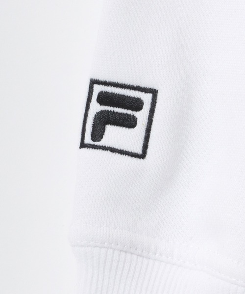 FILA(フィラ)の「FILA/フィラ 別注 オーバーサイズ 裏起毛 ロゴ ワンポイント刺繍 スウェット トレーナー/長袖 トップス プルオーバー/レディース メンズ(スウェット・レディース・ブラック/ブルー系その他/ブラック系その他/ホワイト/ネイビー/オートミール・L/M/LL)」の16枚目の写真