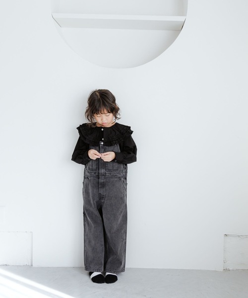 LOWRYS FARM(ローリーズファーム)の「フリルカラーブラウスLS 977221(シャツ/ブラウス・キッズ・ブルー/ホワイト/ブラック・150cm/140cm/130cm/120cm/110cm)」の4枚目の写真