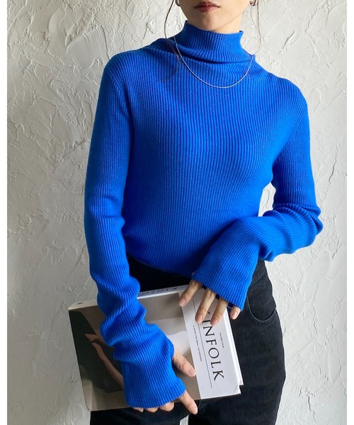 She's Closet（シーズクローゼット）の「アームウォーマー風ハイネックタイト長袖指穴フィンガーホールリブニット（ニット/セーター・レディース・レッド/ブラック×ホワイト/ブルー/グレー/ブラック/アイボリー/イエロー/ライトグレー/ブルー系その他・FREE）」の10枚目の写真