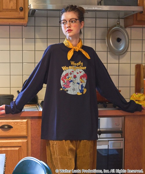 MONO-MART LADY'S（モノマートレディース）の「【Woody Woodpecker】 別注 ウッドペッカー オーバーサイズ ヴィンテージプリントロンT（Tシャツ/カットソー・レディース・ネイビー系/ホワイト系/オフホワイト/スミクロ・FREE）」の13枚目の写真