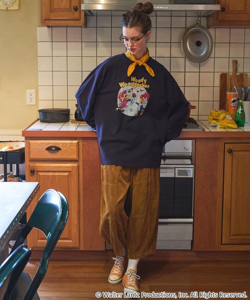 MONO-MART LADY'S（モノマートレディース）の「【Woody Woodpecker】 別注 ウッドペッカー オーバーサイズ ヴィンテージプリントロンT（Tシャツ/カットソー・レディース・ネイビー系/ホワイト系/オフホワイト/スミクロ・FREE）」の17枚目の写真