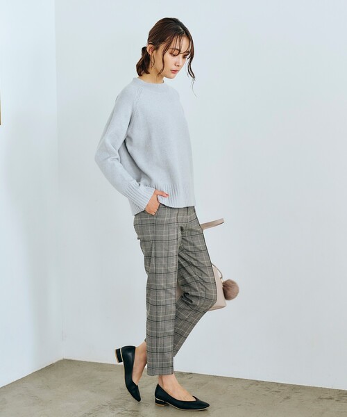 grove（グローブ）の「◆ふんわりやわらか!フラッフィーコットンブレンドクルーネックプルオーバー（ニット/セーター・レディース・ナチュラル/ブルー系その他/ライトブルー/グレー/パープル・03/02/04/01/05）」の6枚目の写真