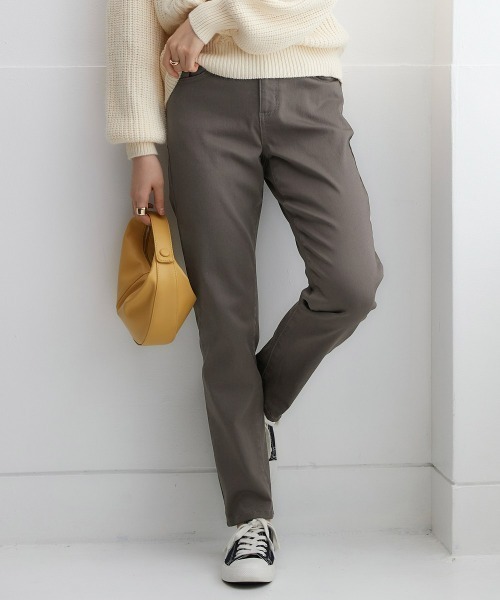 nissen(ニッセン)の「【あったか裏起毛】ストレッチゆるフィットスキニーパンツ(チノパンツ・レディース・ボルドー/チャコール/ネイビー系2/ブラック系1/ネイビー系1/ベージュ/ブラック・L/LL/S/M/3L)」の4枚目の写真
