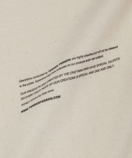 TENDER PERSON（テンダーパーソン）の「REBIRTH TEE "MUSK FANGS"（Tシャツ/カットソー・メンズ・オフホワイト・00）」の6枚目の写真