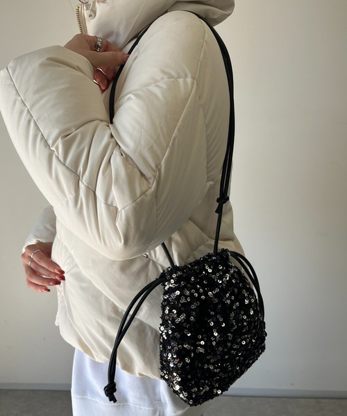 un dix cors（アンディコール）の「スパンコール巾着（ハンドバッグ・レディース・ブラック/シルバー・FREE）」の22枚目の写真