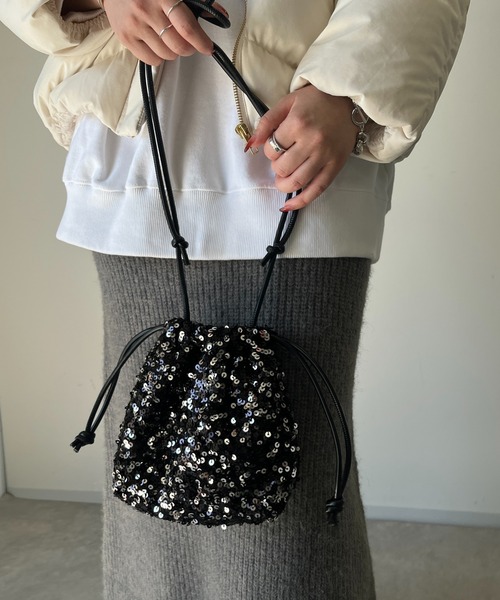 un dix cors（アンディコール）の「スパンコール巾着（ハンドバッグ・レディース・ブラック/シルバー・FREE）」の21枚目の写真