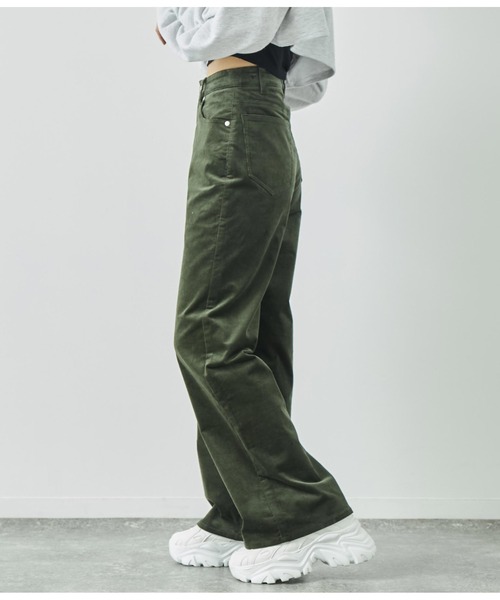 ANAP(アナップ)の「コーデュロイストレートパンツ(その他パンツ・レディース・ダークブラウン/モスグリーン/アイボリー・M/S)」の15枚目の写真