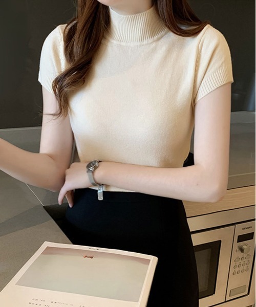 kirakiraShop(キラキラショップ)の「サラッと着られて、上品見え。毎日に寄り添う 半袖ハイネック サマーニット(ニット/セーター・レディース・アイボリー/ブラック/グレー/パープル/イエロー/ピンク/グリーン/オフホワイト/ベージュ/レッド/ブラウン/ブルー系その他/ピンク系その他/ネイビー・FREE)」の21枚目の写真