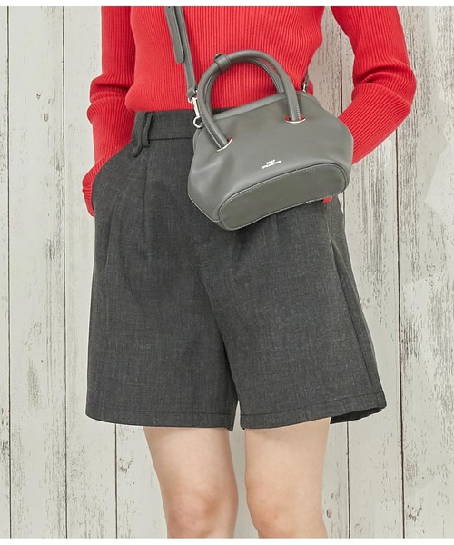 ANAP（アナップ）の「ツータックバミューダパンツ（その他パンツ・レディース・ブラウン/ブラック・FREE）」の2枚目の写真