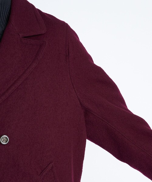 UJOH(ウジョー)の「Side Button Coat(チェスターコート・メンズ・ブラック/ワイン・2/3)」の9枚目の写真