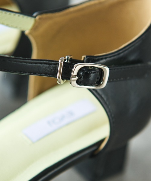 EVOL（イーボル）の「【EVOL(イーボル)】Tストラップヒールパンプス（パンプス・レディース・シルバー/ブラック・24.5/23.5/22.5）」の16枚目の写真