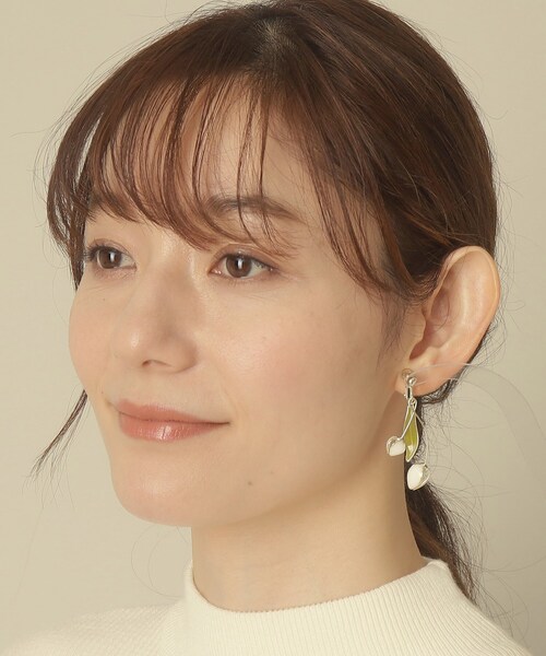 ITS'DEMO(イッツデモ)の「【人気モチーフ】カラフルチューリップイヤリング(イヤリング・レディース・ブラック/ホワイト/レッド/グリーン・00)」の9枚目の写真