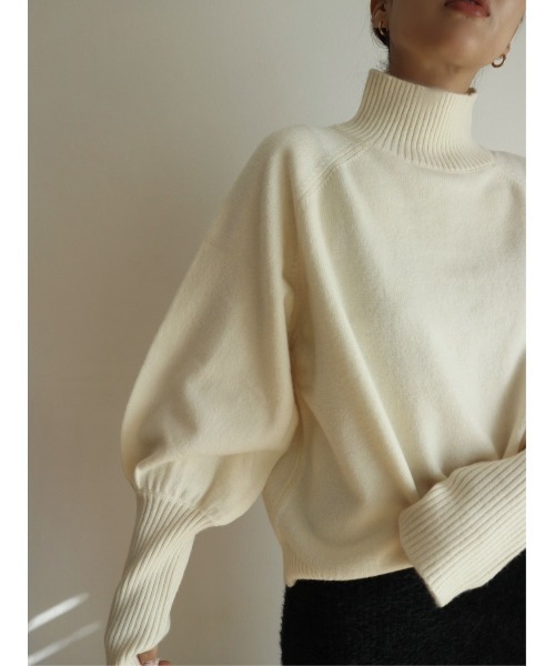 TRUNC(トランクエイティーエイト)の「Finger Hole Volume Sleeve Knit(ニット/セーター・レディース・グレー・FREE)」の6枚目の写真