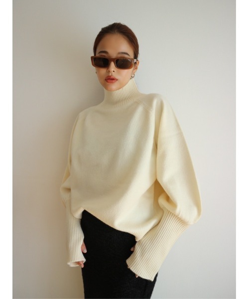 TRUNC(トランクエイティーエイト)の「Finger Hole Volume Sleeve Knit(ニット/セーター・レディース・グレー・FREE)」の8枚目の写真