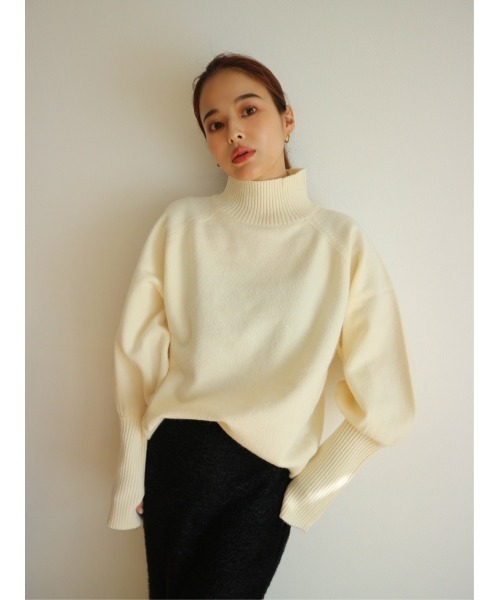 TRUNC(トランクエイティーエイト)の「Finger Hole Volume Sleeve Knit(ニット/セーター・レディース・グレー・FREE)」の9枚目の写真