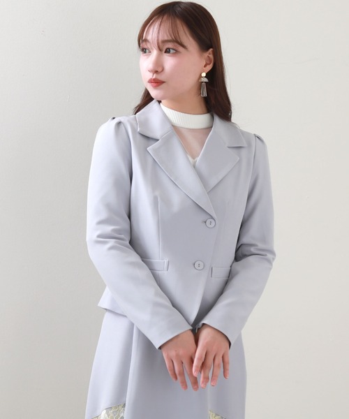 Cheek（チーク）の「袖開きショートテーラードジャケット（テーラード