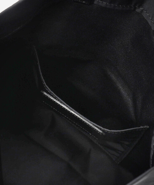 amiacalva（アミアカルヴァ）の「AMIACALVA | 〈別注〉 2WAY ショルダーバッグ（ショルダーバッグ・レディース・ブラック/ホワイト・ONE）」の13枚目の写真