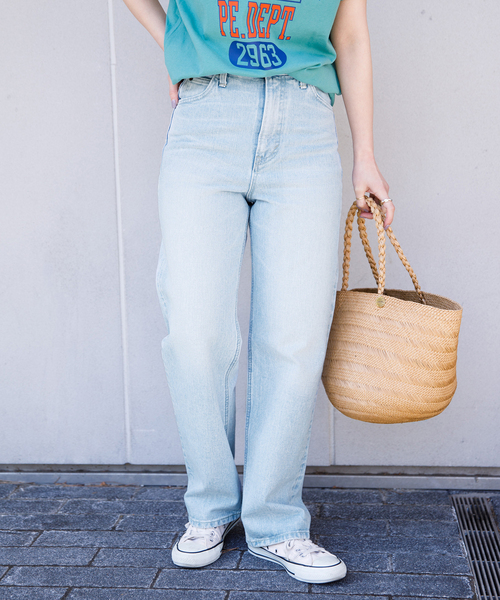 Lee（リー）の「【LEE/リー】STANDARD WARDROBE ストレートパンツ（デニムパンツ・レディース・ホワイト/サックスブルー/ブルー系その他・SMALL/MEDIUM/X-SMALL）」の2枚目の写真