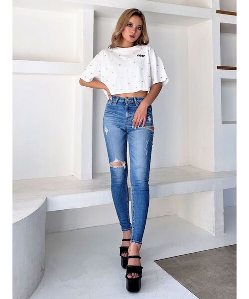 GYDA（ジェイダ）の「VIBINビジュースタッズショートTシャツ（Tシャツ/カットソー・レディース・オフホワイト/ブラック/ライム・FREE）」の14枚目の写真