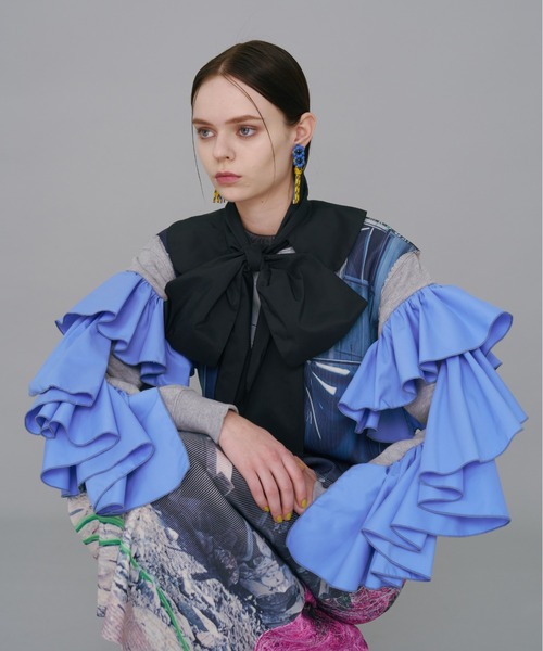 NON TOKYO（ノントーキョー）の「NON TOKYO/ノントーキョー/ビジューフラワーブレードロングイヤリング（イヤリング・レディース・ブルー/ベージュ・FREE）」の7枚目の写真