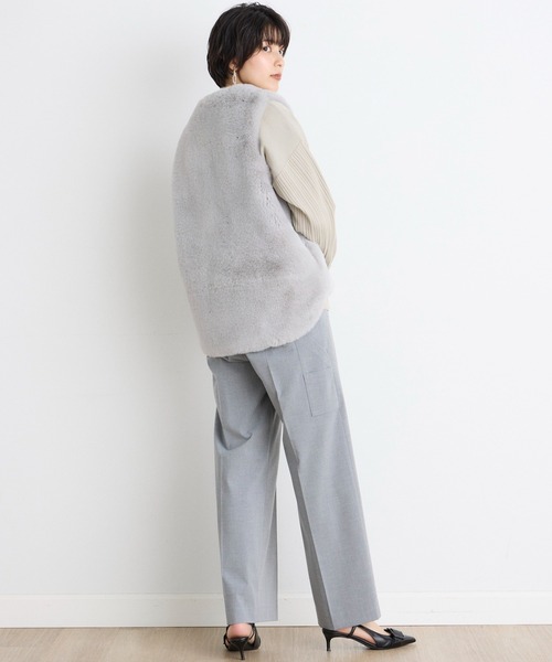 INED CLARO（イネドクラロ）の「エコファーベスト（ブルゾン・レディース・アイボリー/グレー/モカ・フリー）」の13枚目の写真