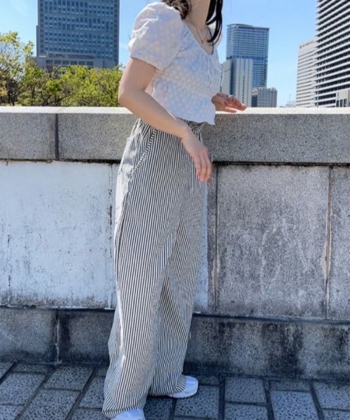 ISOOK（アイスー）の「ストライプイージーパンツ(comochi select